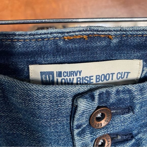 GAP Curvy Low Rise Boot Cut Denim Jeans size 4L 4 - Picture 6 of 7